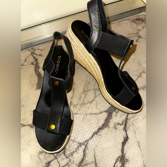 Vionic women’s Calera Espadrille Wedge Sandal black 10 vacation spring summer - Picture 1 of 9